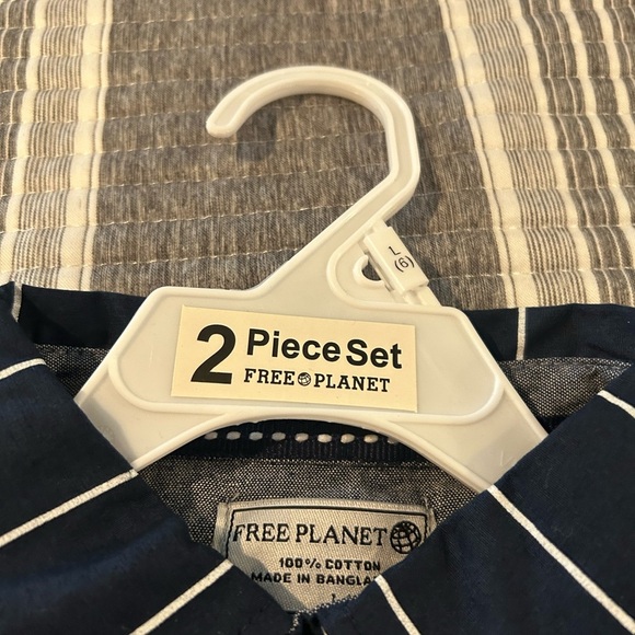 NWT 2 piece setFree Planet Boys Size 6 - Picture 6 of 10